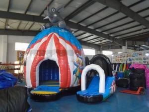 Can Bouncy Castles Get Wet? What You Need to Know