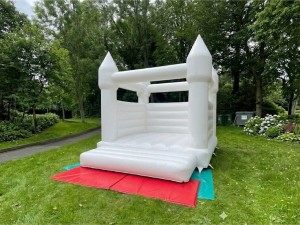The Complete UK Safety Guide for Bouncy Castles